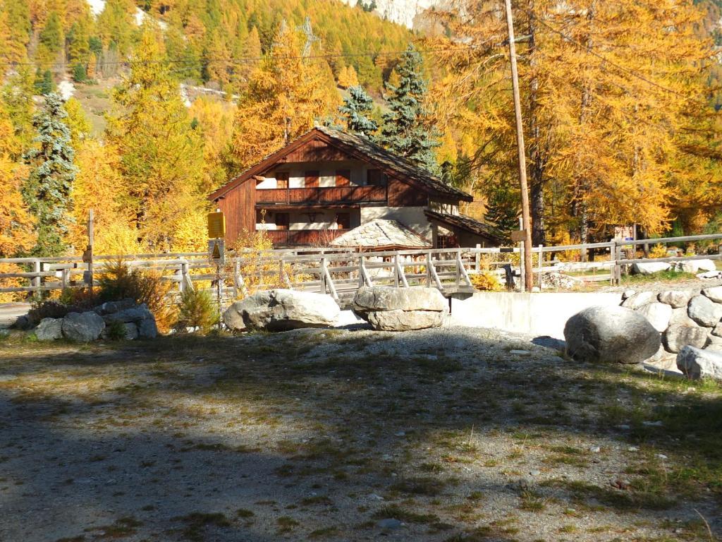 Chalet Lavis Trafford Bed and Breakfast Bramans Buitenkant foto